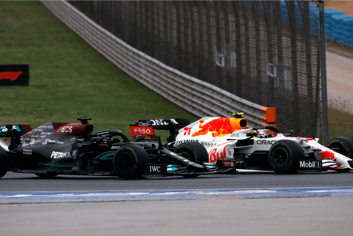 Lewis Hamilton and Sergio Pérez battle at the Turkish Grand Prix.